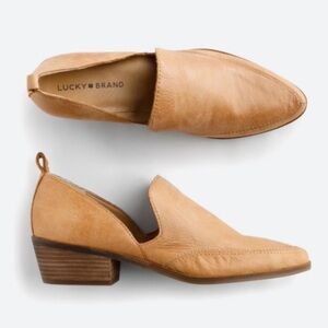 Lucky Brand Mahzan Side Slit Heeled Loafer in Soft Tan Leather size 9